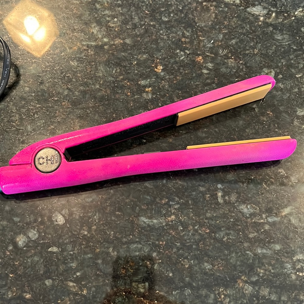 Pink Chi Flatiron Straightener